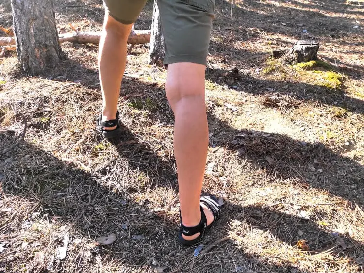 hiking sandals arch support