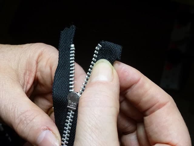 replacing a zipper